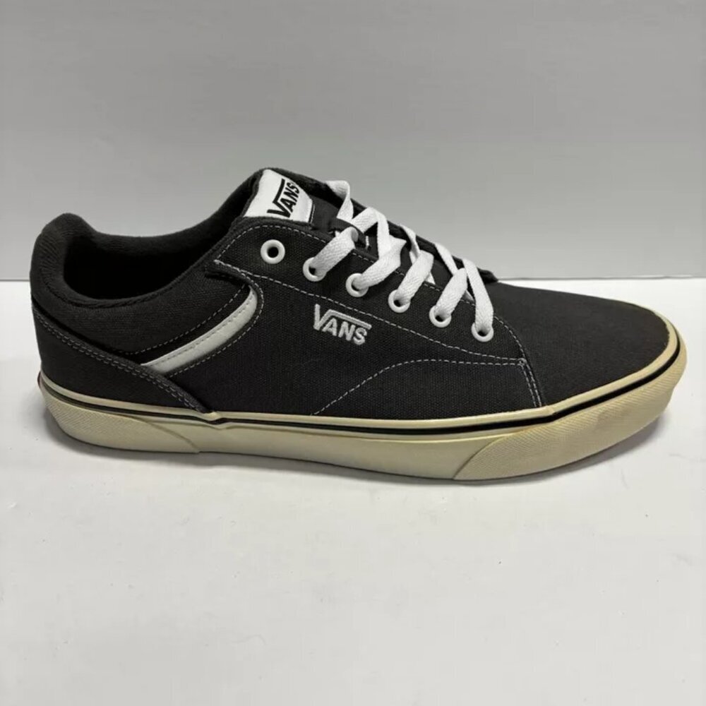 Vans Men’s Seldan Gray Skate Shoes, Size 12 M